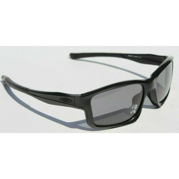 OAKLEY Chainlink POLARIZED Sunglasses Matte Black - Picture 1 of 8